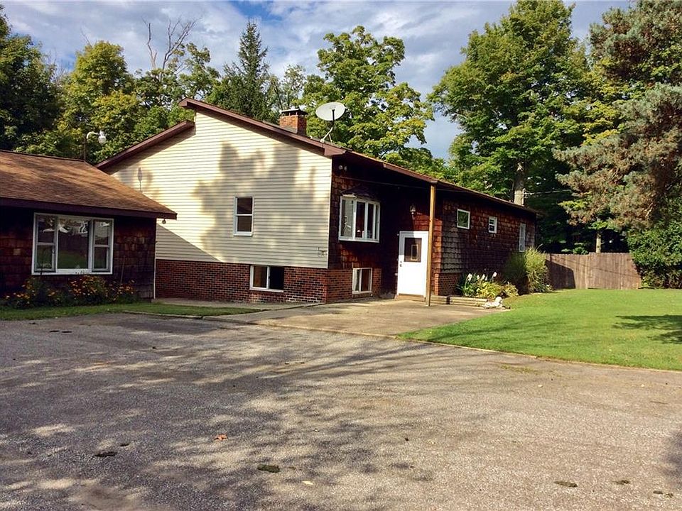 1st image of 118 Fairfield Ave