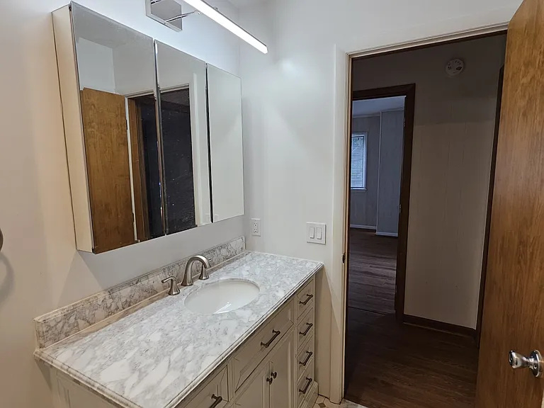 72 Maple Tree Ave #2 — Photo 13