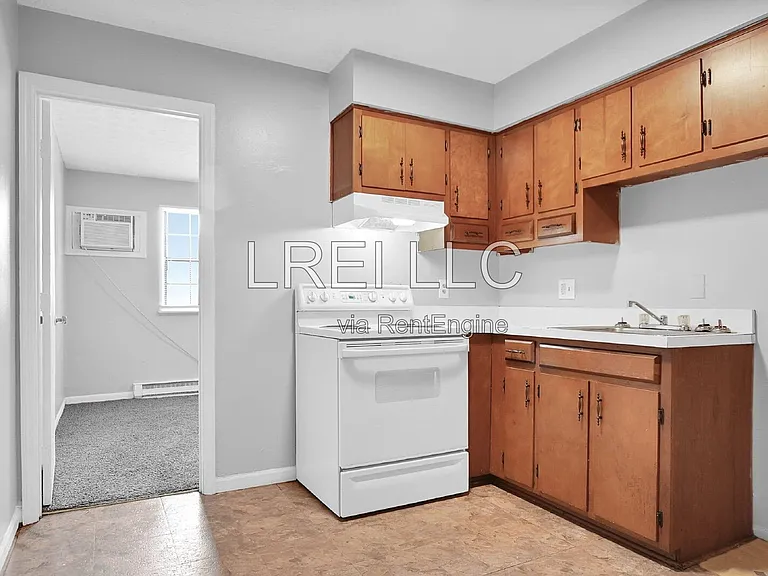 176 Thistlewood Ave #3 — Photo 4