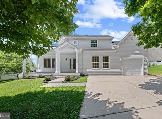 10904 Kathleen Ct, Columbia, MD 21044