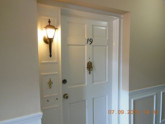 2nd image of 3 Meadowlawn Dr Unit 19