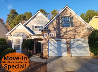 2817 Harcourt Dr, Locust Grove, GA 30248