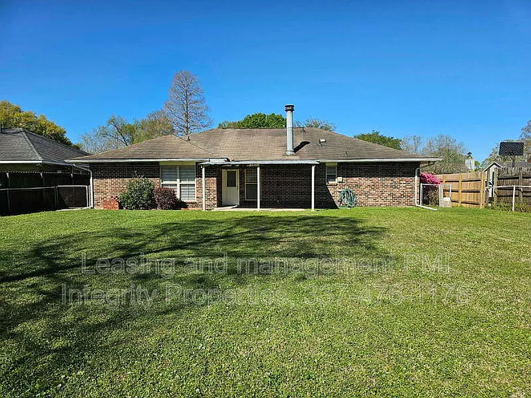 7441 Quorum Dr — Photo 22