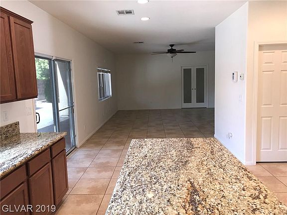 4th image of 4724 July Springs Ave