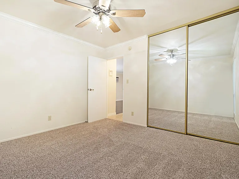 2266 Cazador Dr #4 — Photo 19