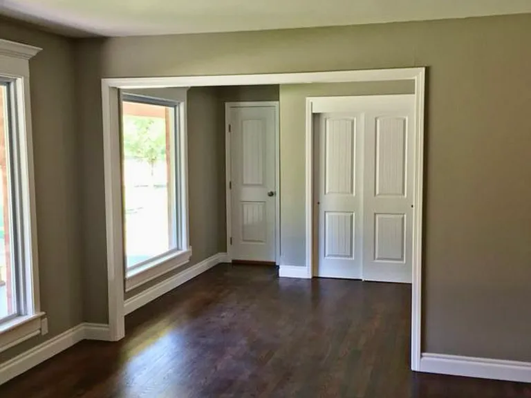 1223 Westlawn Dr — Photo 3