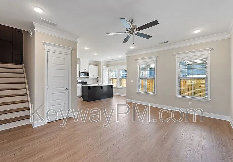 1117 Jolly Ln — Photo 5