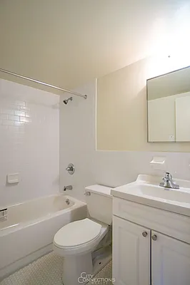 Rented by City Connections Realty | media 18