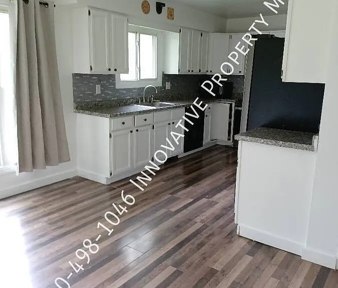 5476 Westchester Dr — Photo 9