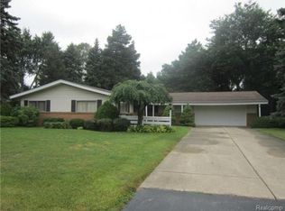 4155 Sandy Creek Dr, Shelby Township, MI 48316