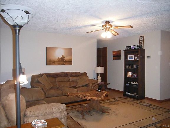 3rd image of 3083 Hope Pl
