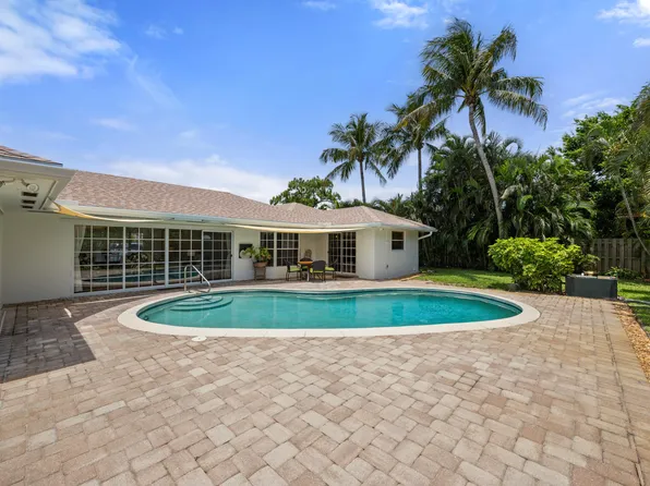 104 Fairview West, Tequesta, FL 33469