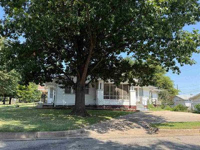 1019 S 6th St, Ponca City, OK, 74601