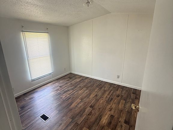 2nd image of 3011 Maple Grove Rd