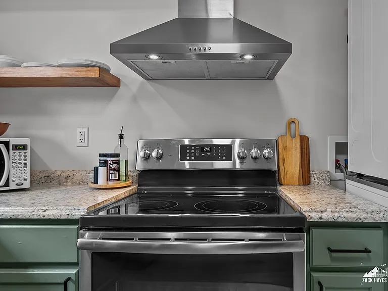 2101 Solstice Cir #1 — Photo 9