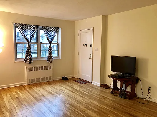 Sold by Keller Williams Realty Landmark | media 5