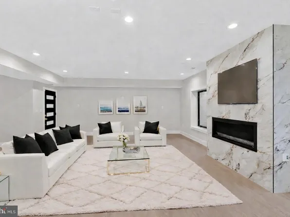 4246 15th St N, Arlington, VA 22207