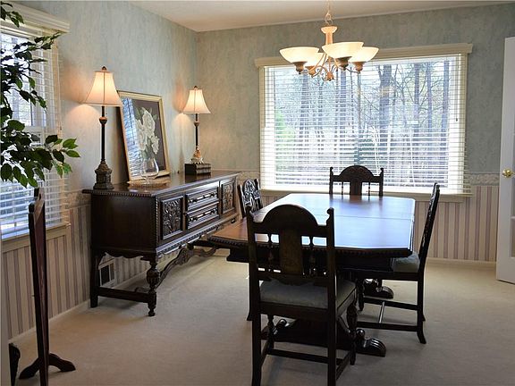 4th image of 5841 Tonya Ln