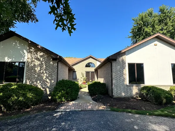 815 Derbyshire Ln, Prospect Heights, IL 60070