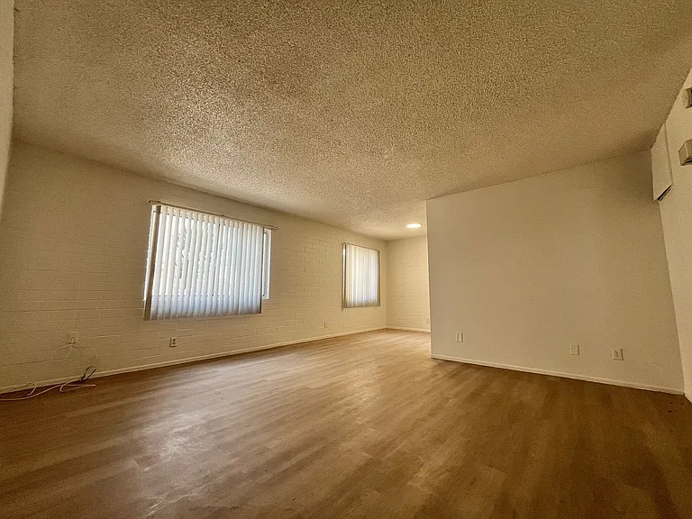 Catalina View Apartments — Photo 22