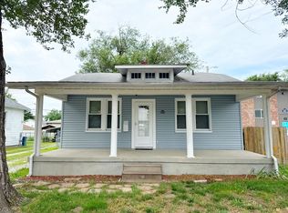 850 Rice St, Wood River, IL 62095