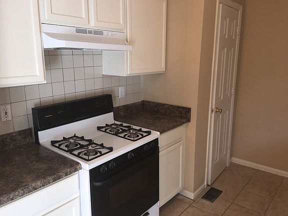 5th image of 4613 Odessa West Ct