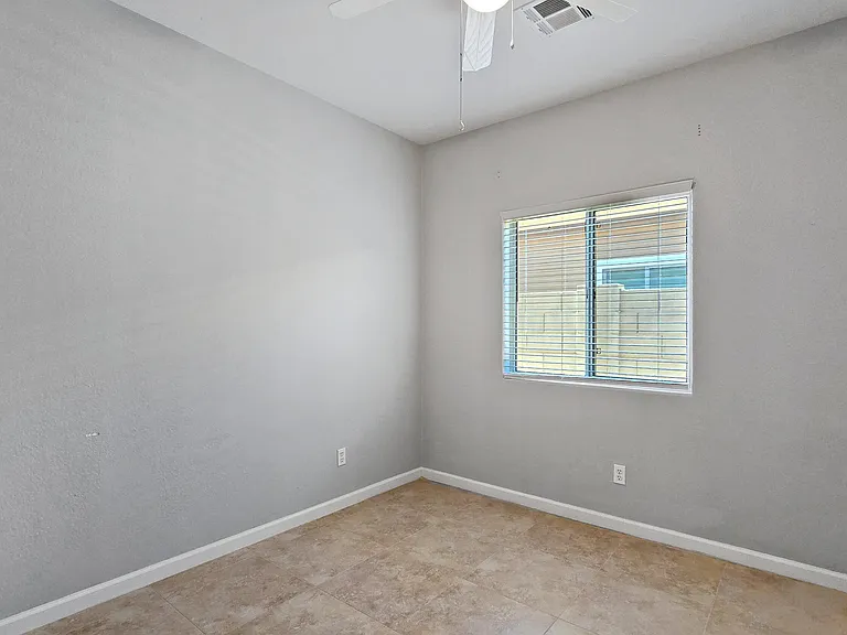 14354 W Weldon Ave — Photo 16