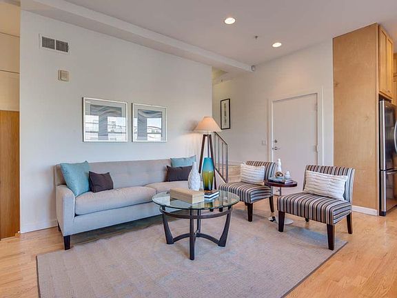 2nd image of 174 Connecticut St #1