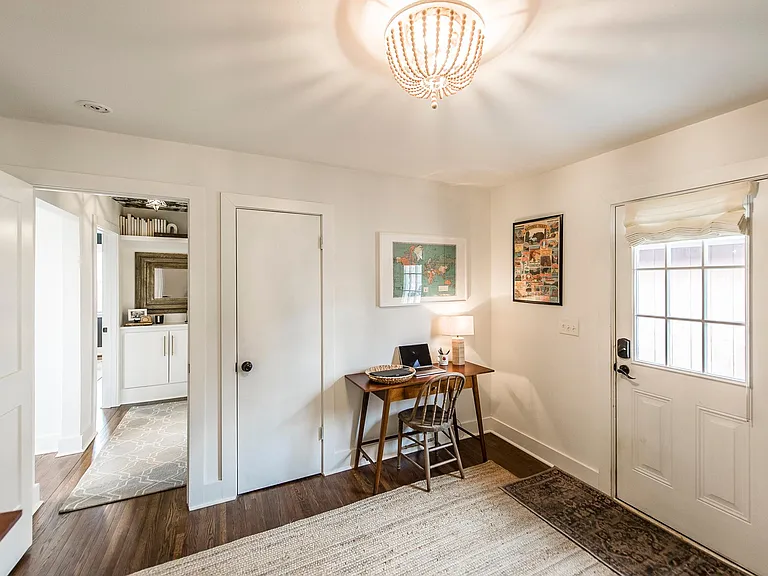 1003 Woods Lake Dr — Photo 50