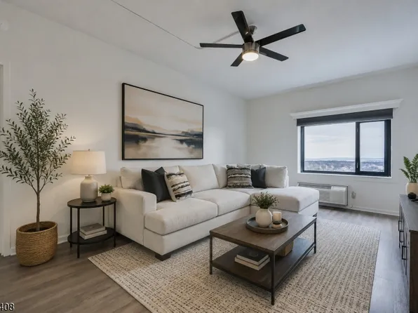 1 Carriage City Plz #1513, Rahway City, NJ 07065