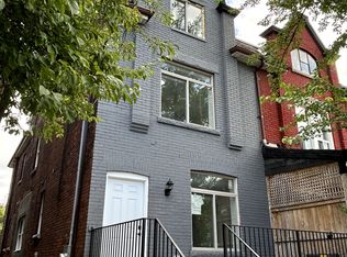 643 Bathurst St #302, Toronto, ON M5S 2R2
