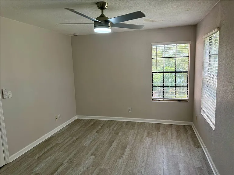 375 Lake Ontario Ct #203 — Photo 10