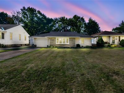 11043 Meadowbrook Dr, Parma Heights, OH, 44130