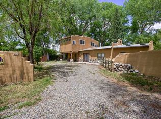 212 Peralta Ln, Taos, NM 87571