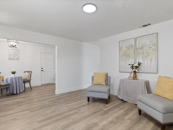 509 E St, Roseville, CA 95678