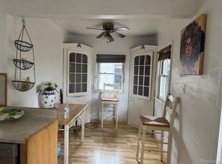 306 W Parkway Ave, Flint, MI 48505