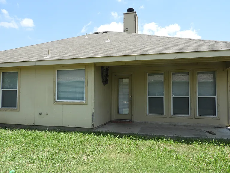 2016 Clinton Dr — Photo 16