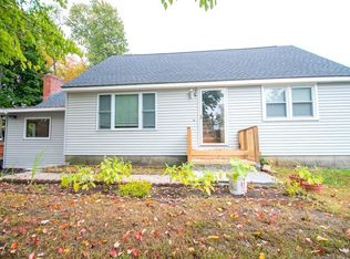 115 Anderson St, Lowell, MA 01852
