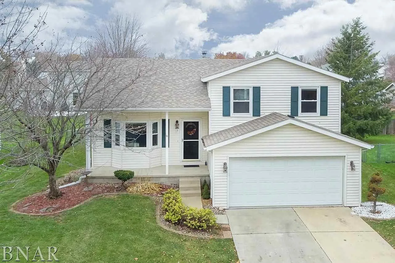7 Holder Way photo 1