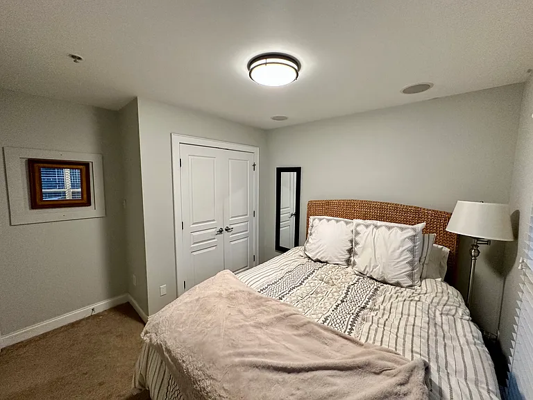922 Garden District Dr — Photo 16