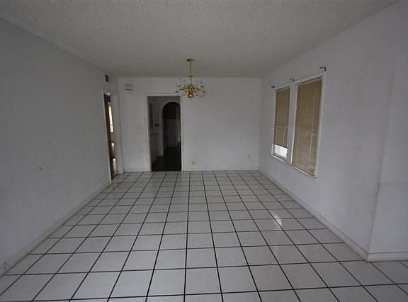 5th image of 1307 Francis St