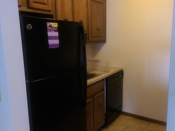 3rd image of 2526 17th Ave S APT 5