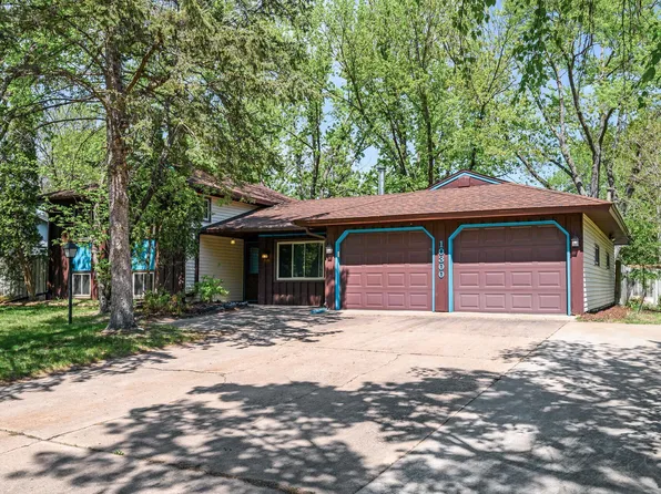 10300 Uplander St NW, Coon Rapids, MN 55433