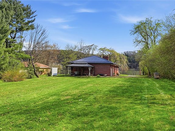 4th image of 499 Harpers Ferry Rd