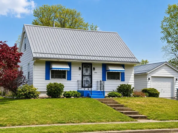 2903 Bird Dr, Erie, PA 16510