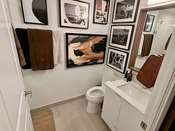 5th image of 543 Richmond St W #710