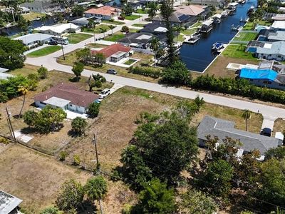 425 Monterey Ave, Cape Coral, FL, 33904