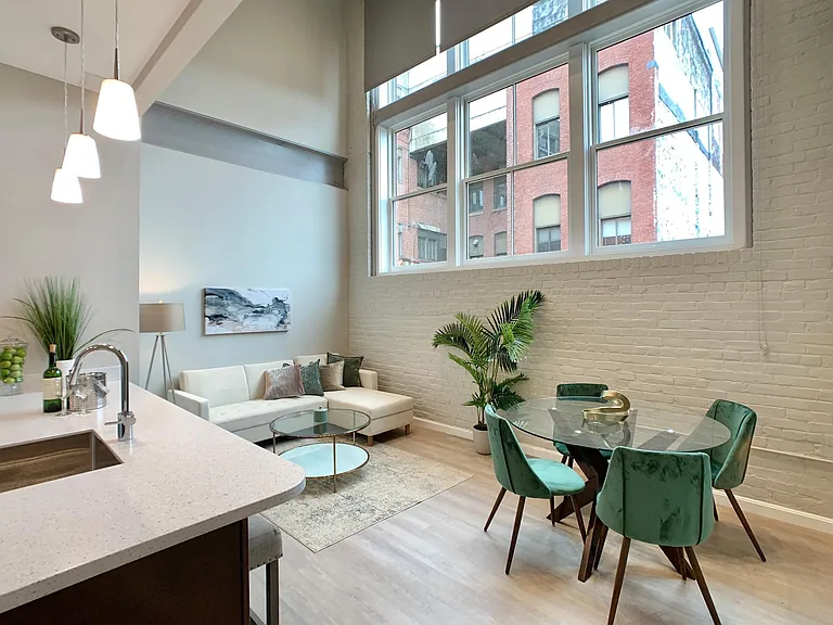 Chatham Lofts — Photo 11