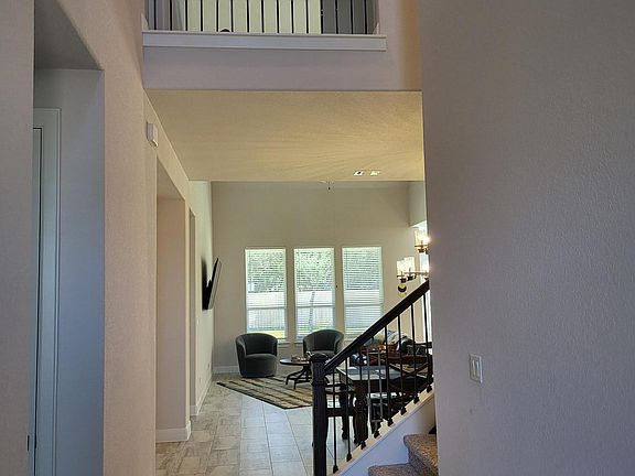 4th image of 1328 Texas Ash Ln