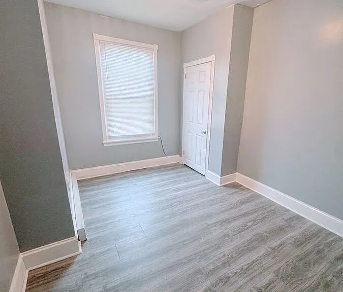 532 N Paxon St — Photo 8